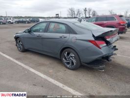 Hyundai Elantra 2025 2
