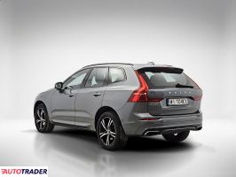 Volvo XC60 2021 2.0 197 KM