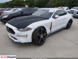 Ford Mustang 2022 5