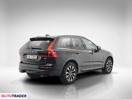 Volvo XC60 2022 2.0 197 KM
