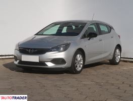 Opel Astra 2021 1.2 143 KM