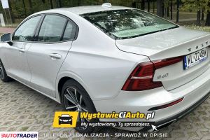 Volvo S60 2021 2.0 310 KM Volvo S60 2021 2.0 310 KM