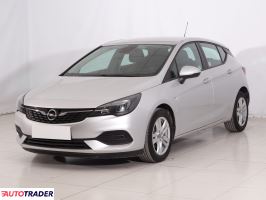 Opel Astra 2020 1.2 108 KM