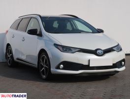 Toyota Auris 2017 1.8 134 KM