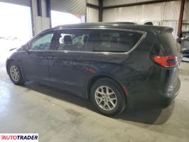 Chrysler Pacifica 2022 3