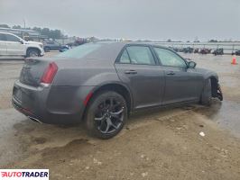 Chrysler 300C 2020 3