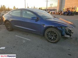Tesla Model 3 2025