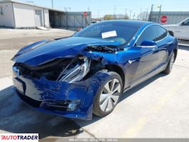 Tesla Model S 2020 Tesla Model S 2020