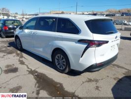 Toyota Sienna 2023 2