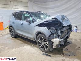 Volvo XC40 2021 2