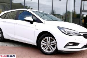 Opel Astra 2018 1.6 136 KM