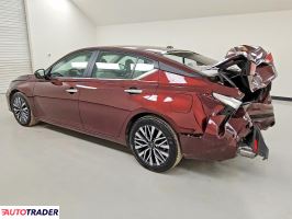 Nissan Altima 2025 2