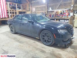 Chrysler 300C 2021 3