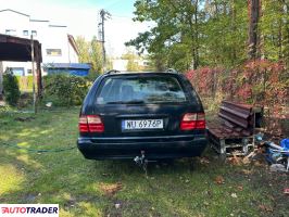 Mercedes E-klasa 1999 2.0 136 KM