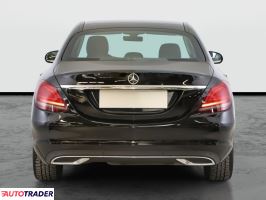 Mercedes C-klasa 2019 1.6 127 KM