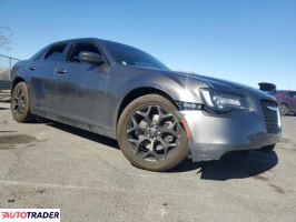 Chrysler 300C 2019 3