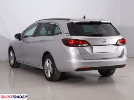 Opel Astra 2016 1.6 108 KM