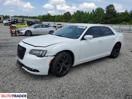 Chrysler 300C 2021 3