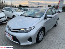 Toyota Auris 2014 1.3 99 KM Toyota Auris 2014 1.3 99 KM