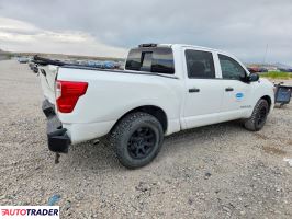 Nissan Titan 2021 5