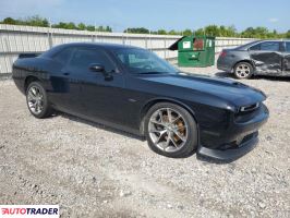 Dodge Challenger 2019 5