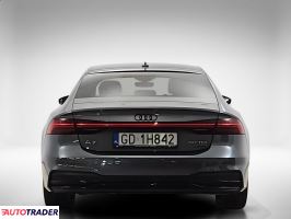 Audi A7 2022 3.0 286 KM