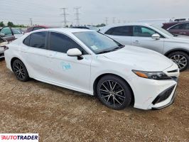 Toyota Camry 2021