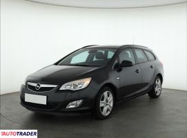 Opel Astra 2012 1.7 123 KM