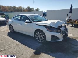 Nissan Altima 2025 2