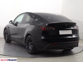 Tesla Model Y 2022 527 KM