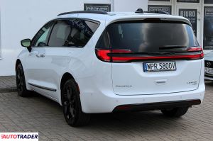 Chrysler Pacifica 2023 3.6 291 KM