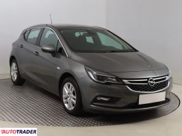 Opel Astra 2018 1.4 147 KM