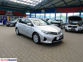 Toyota Auris 2014 1.4 100 KM Toyota Auris 2014 1.4 100 KM