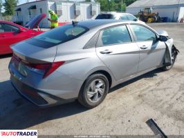 Hyundai Elantra 2025 2