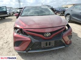 Toyota Camry 2018 3