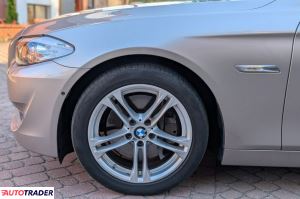 BMW 535 2011 3.0 299 KM