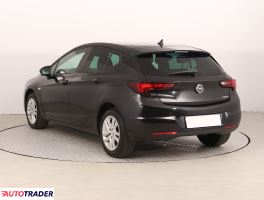 Opel Astra 2016 1.4 123 KM