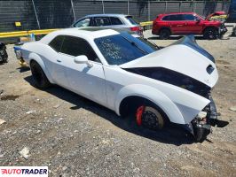 Dodge Challenger 2020 6