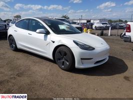 Tesla Model 3 2022