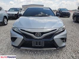 Toyota Camry 2020 3