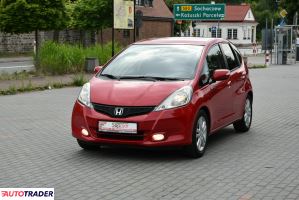 Honda Jazz 2013 1.3 99 KM