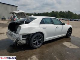 Chrysler 300C 2021 3