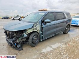 Kia Carnival - zobacz ofertę