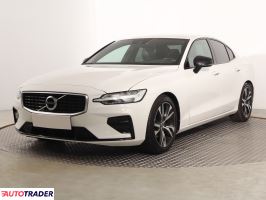 Volvo S60 2019 2.0 187 KM