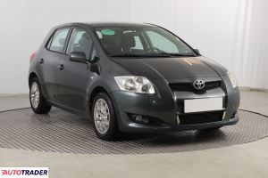 Toyota Auris 2007 1.4 95 KM