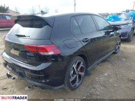 Volkswagen Golf 2024 2