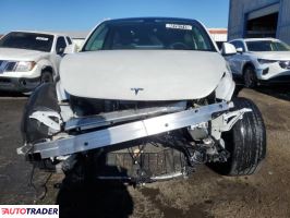 Tesla Model Y 2022 Tesla Model Y 2022