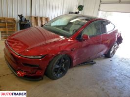 Tesla Model Y - zobacz ofertę