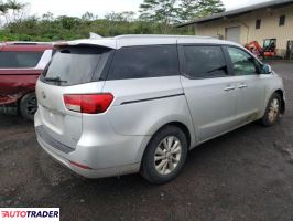 Kia Sedona 2018 3