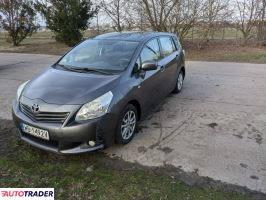 Toyota Verso 2011 2.0 126 KM